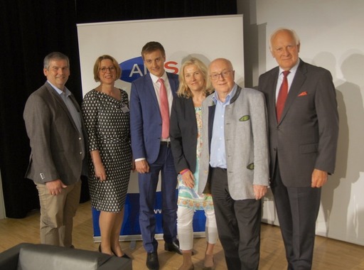 Ams-no-expert-talk-042018